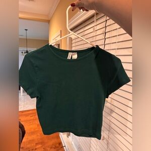 Size large green baby tee
